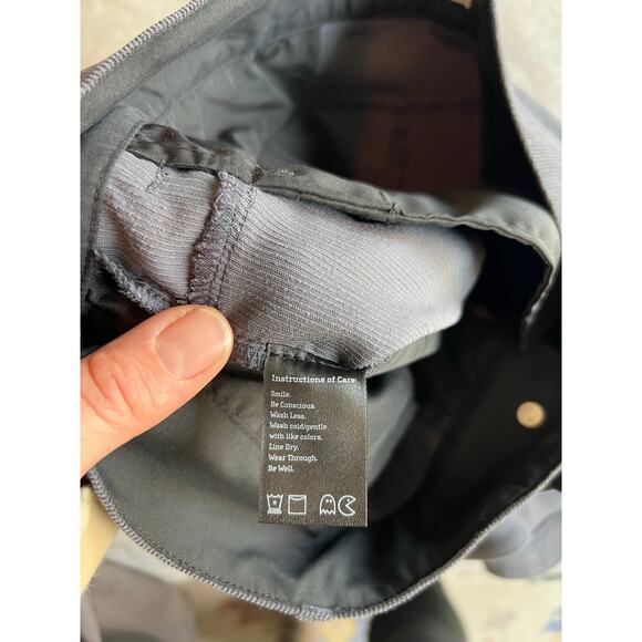 Flylow Women’s large corduroy dark gray shorts classic cords beach leisure - Picture 4 of 6